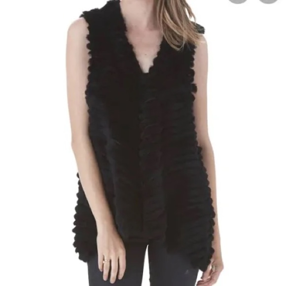 LT LOVE TOKEN furr vest black